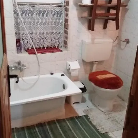 At بيت ضيافة